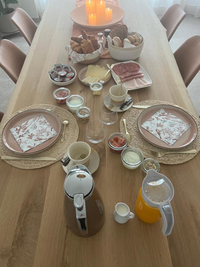 Mina En Family Bed And Breakfast Meise Zewnętrze zdjęcie